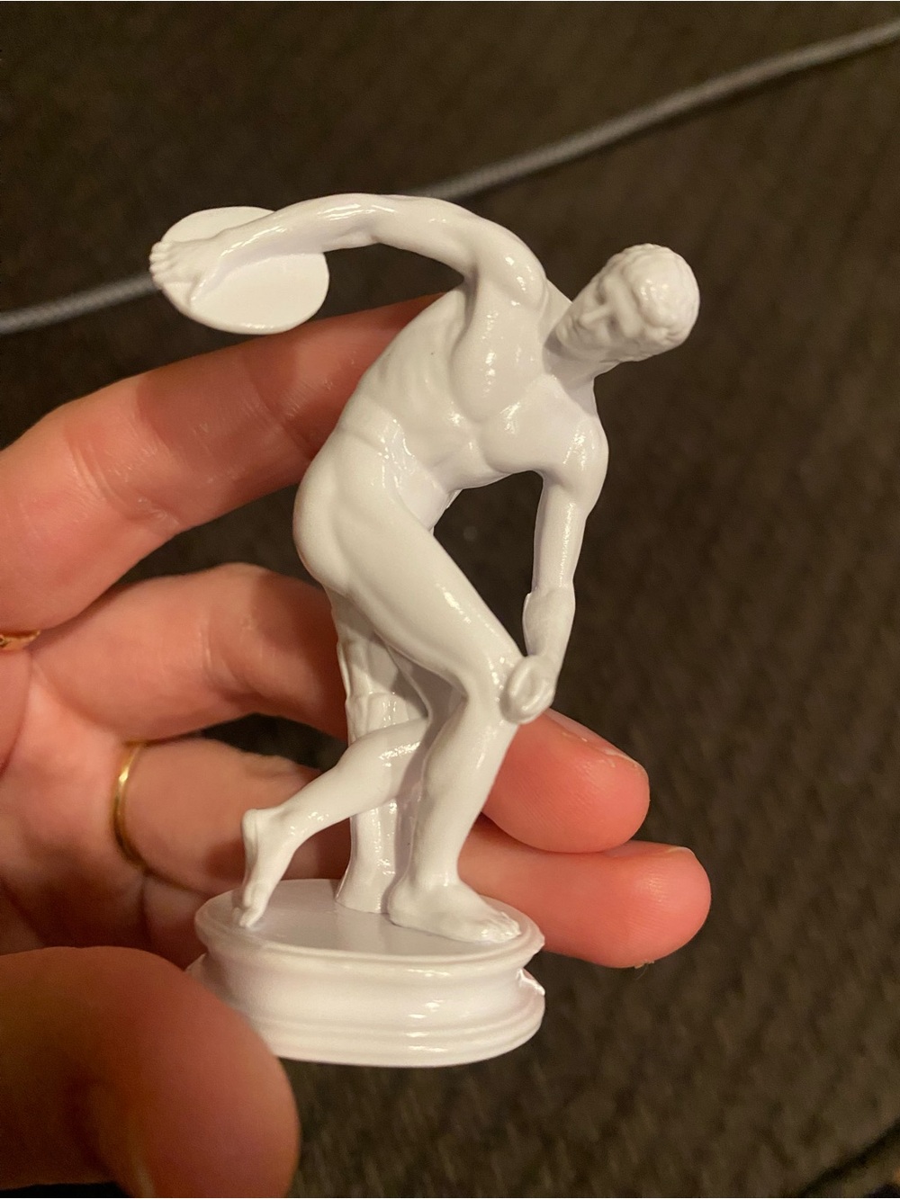 zuru mini brands masterpieces iconic statue